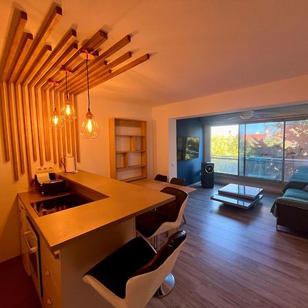 Apt Golfe Juan - 5Min Des Plages - Parking Privee - Piscine Rooftop فالوريس المظهر الخارجي الصورة
