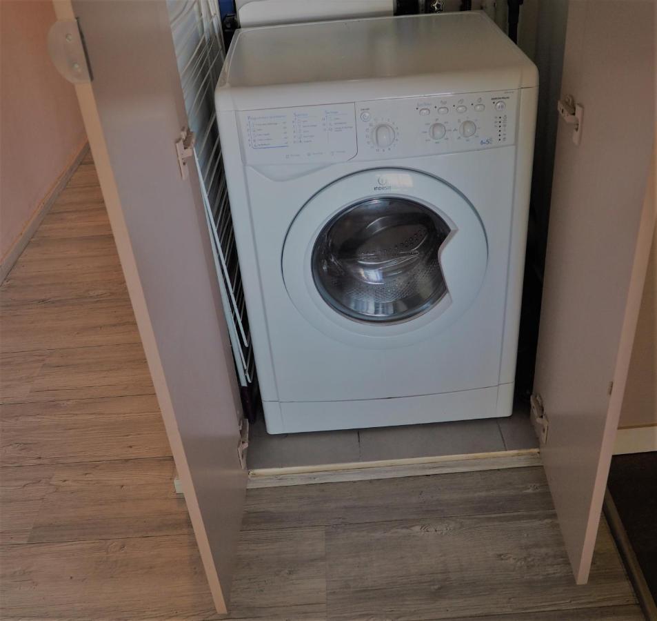 Apt Golfe Juan - 5Min Des Plages - Parking Privee - Piscine Rooftop فالوريس المظهر الخارجي الصورة