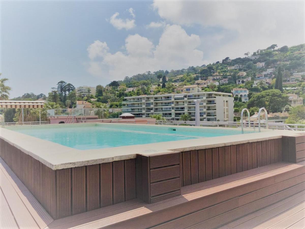 Apt Golfe Juan - 5Min Des Plages - Parking Privee - Piscine Rooftop فالوريس المظهر الخارجي الصورة