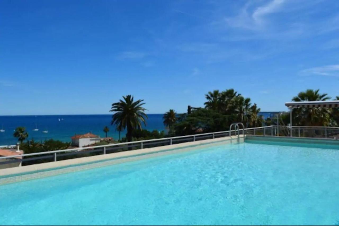 Apt Golfe Juan - 5Min Des Plages - Parking Privee - Piscine Rooftop فالوريس المظهر الخارجي الصورة