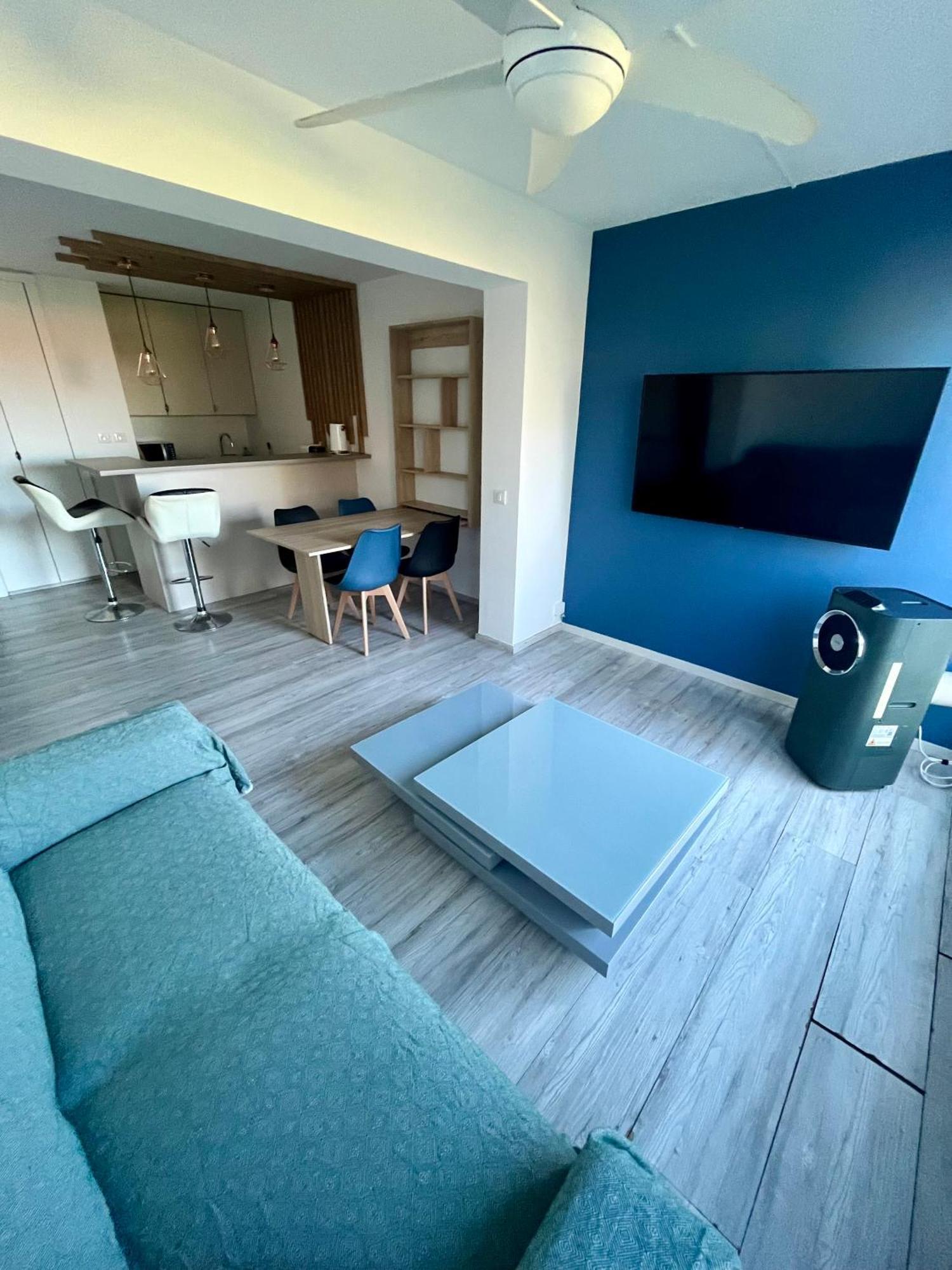 Apt Golfe Juan - 5Min Des Plages - Parking Privee - Piscine Rooftop فالوريس المظهر الخارجي الصورة