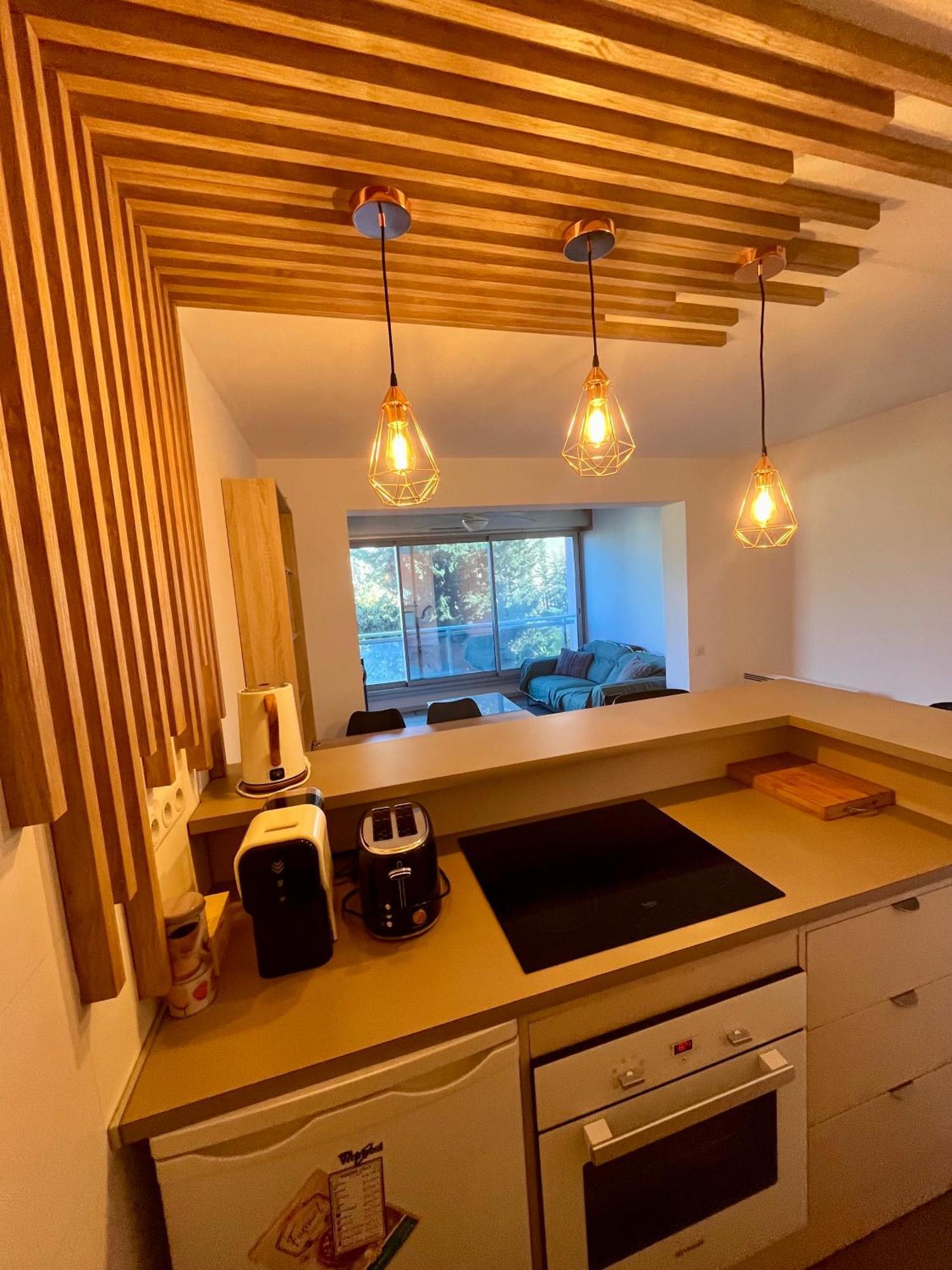 Apt Golfe Juan - 5Min Des Plages - Parking Privee - Piscine Rooftop فالوريس المظهر الخارجي الصورة